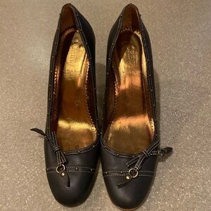 JCREW black Leather Studded Bow Heels 8.5 EUC